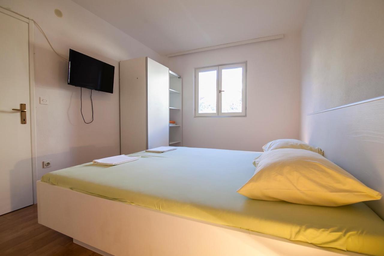 Apartments Radic Bol Kültér fotó