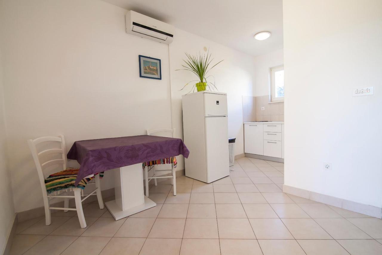Apartments Radic Bol Kültér fotó
